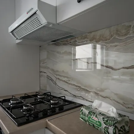 Studio De Lux Nou Aproape De Centrul Orasului Apartment Bukarest