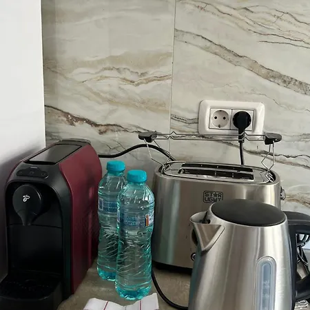 Studio De Lux Nou Aproape De Centrul Orasului Bukarest